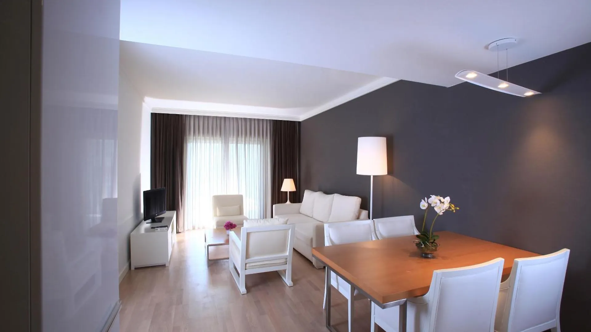 Sundance Suites Hotel Turgutreis 4*,  Turkey